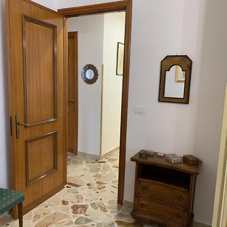 La Baronessa * Carini